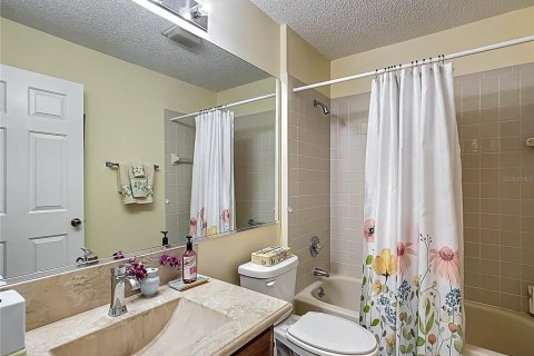 Casa en venta en Lady Lake, Florida, 2 dormitorios, 139.73 m2 № 2209000 - foto 25