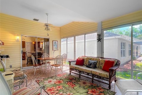 Casa en venta en Lady Lake, Florida, 2 dormitorios, 139.73 m2 № 2209000 - foto 15