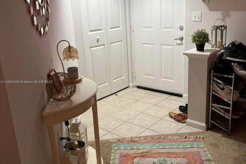 Copropriété à louer à Sunny Isles Beach, Floride: 2 chambres, 95.13 m2 № 1932076 - photo 3