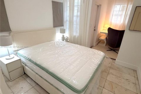 Condominio en alquiler en Miami Beach, Florida, 1 dormitorio, 42.08 m2 № 1993051 - foto 5