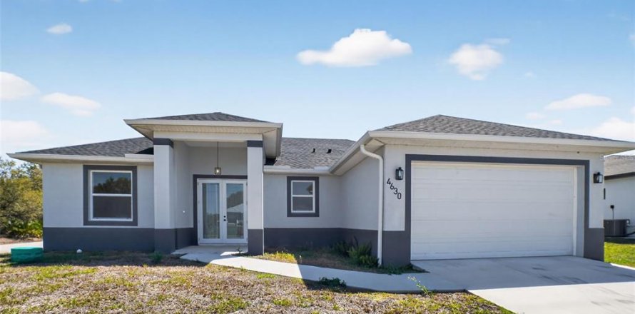 House in Lehigh Acres, Florida 3 bedrooms, 142.79 sq.m. № 2100469