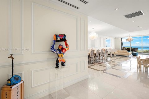 Купить кондоминиум в Серфсайд, Флорида 4 спальни, 339.37м2, № 2065607 - фото 10