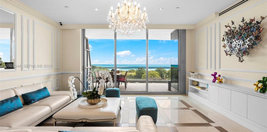 Кондоминиум с 4 спальнями в Серфсайд, Флорида № 2065607