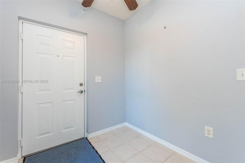 Купить таунхаус в Корал-Спрингс, Флорида 2 спальни, 117.8м2, № 1992659 - фото 6