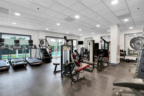 Copropriété à louer à Miami, Floride: 2 chambres, 95.41 m2 № 1929420 - photo 12