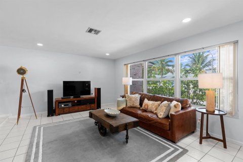 Villa ou maison à vendre à Royal Palm Beach, Floride: 2 chambres, 126.35 m2 № 2078425 - photo 18