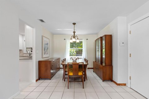 Villa ou maison à vendre à Royal Palm Beach, Floride: 2 chambres, 126.35 m2 № 2078425 - photo 19