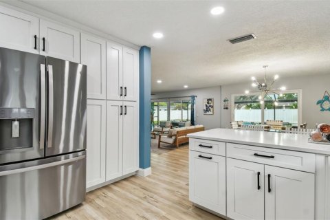 Casa en venta en Clearwater, Florida, 4 dormitorios, 211.82 m2 № 1772060 - foto 24