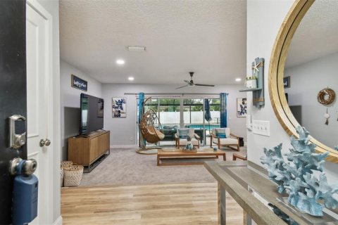 Casa en venta en Clearwater, Florida, 4 dormitorios, 211.82 m2 № 1772060 - foto 7