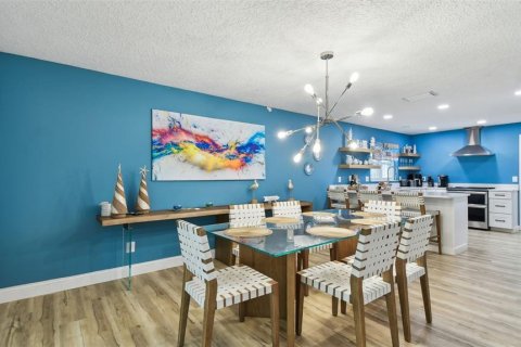 Casa en venta en Clearwater, Florida, 4 dormitorios, 211.82 m2 № 1772060 - foto 19