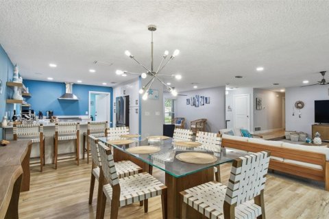 Casa en venta en Clearwater, Florida, 4 dormitorios, 211.82 m2 № 1772060 - foto 20