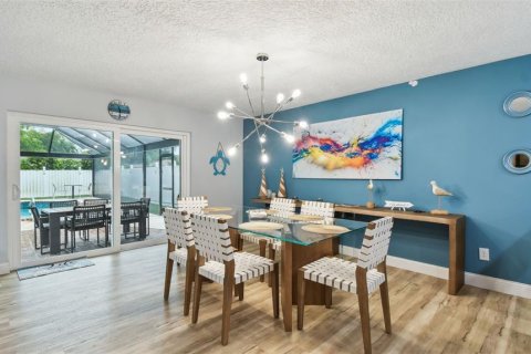Casa en venta en Clearwater, Florida, 4 dormitorios, 211.82 m2 № 1772060 - foto 17