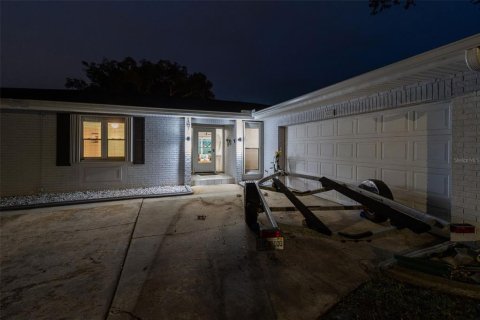 Casa en venta en Clearwater, Florida, 4 dormitorios, 211.82 m2 № 1772060 - foto 3