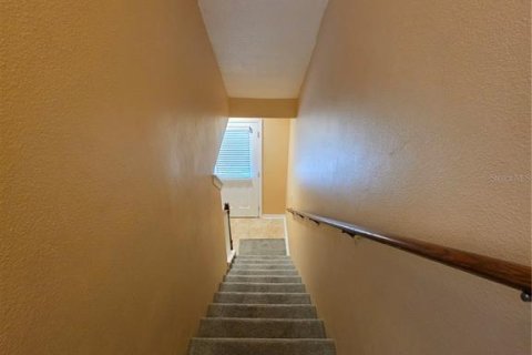 Touwnhouse à louer à Brandon, Floride: 3 chambres, 178.09 m2 № 2416932 - photo 13