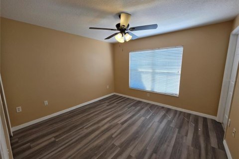 Touwnhouse à louer à Brandon, Floride: 3 chambres, 178.09 m2 № 2416932 - photo 30