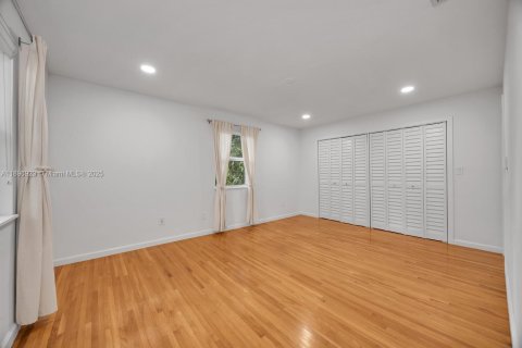 Villa ou maison à vendre à Coral Gables, Floride: 3 chambres, 126.9 m2 № 1951610 - photo 17