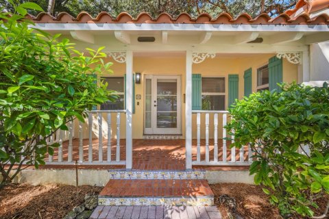 Villa ou maison à vendre à Coral Gables, Floride: 3 chambres, 126.9 m2 № 1951610 - photo 5