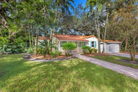 Villa ou maison à vendre à Coral Gables, Floride: 3 chambres, 126.9 m2 № 1951610 - photo 2