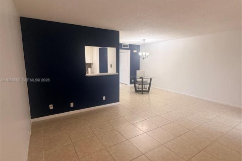 Снять в аренду кондоминиум в Бока-Ратон, Флорида 1 спальня, 66.89м2, № 2009573 - фото 4