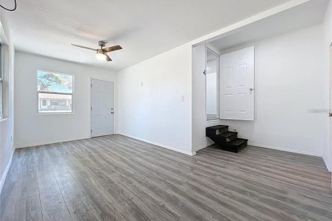 Casa en alquiler en Clermont, Florida, 4 dormitorios, 138.05 m2 № 1800110 - foto 17