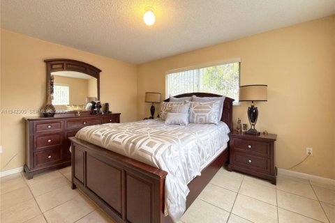 Condominio en venta en Miami, Florida, 3 dormitorios, 113.34 m2 № 2000279 - foto 22