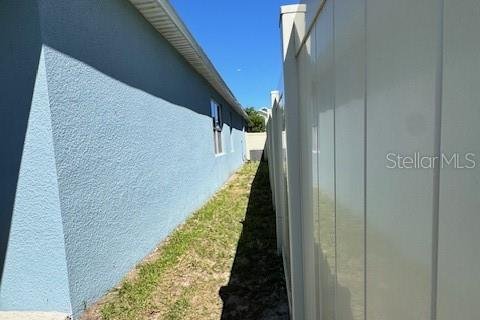 House in Davenport, Florida 3 bedrooms, 152.82 sq.m. № 2223019 - photo 28
