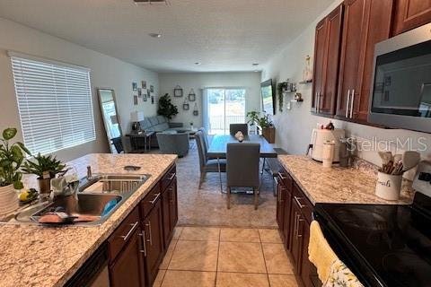 House in Davenport, Florida 3 bedrooms, 152.82 sq.m. № 2223019 - photo 10