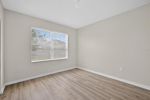 House in Plant City, Florida 5 bedrooms, 269.88 sq.m. № 1800281 - photo 16