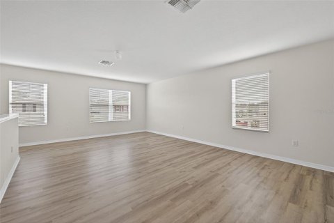 House in Plant City, Florida 5 bedrooms, 269.88 sq.m. № 1800281 - photo 25