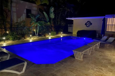 House in Sarasota, Florida 2 bedrooms, 106.28 sq.m. № 1648258 - photo 16