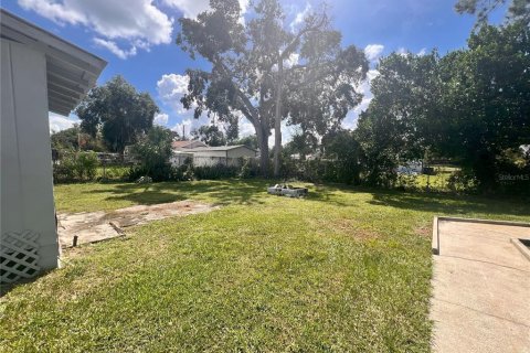Propiedad comercial en venta en Auburndale, Florida, 4 dormitorios, 200.95 m2 № 1815635 - foto 22