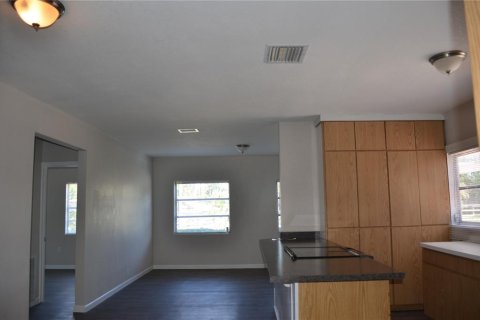 Propiedad comercial en venta en Auburndale, Florida, 4 dormitorios, 200.95 m2 № 1815635 - foto 15