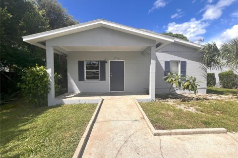 Propiedad comercial en venta en Auburndale, Florida, 4 dormitorios, 200.95 m2 № 1815635 - foto 5