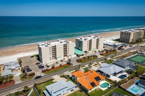 Condominio en venta en Port Orange, Florida, 2 dormitorios, 111.48 m2 № 1819552 - foto 1