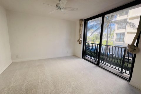 Copropriété à vendre à South Palm Beach, Floride: 3 chambres, 192.31 m2 № 2428424 - photo 23