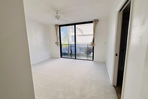 Copropriété à vendre à South Palm Beach, Floride: 3 chambres, 192.31 m2 № 2428424 - photo 22