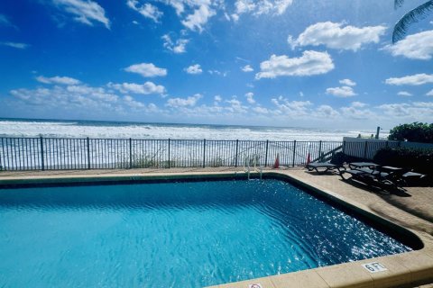 Copropriété à vendre à South Palm Beach, Floride: 3 chambres, 192.31 m2 № 2428424 - photo 28