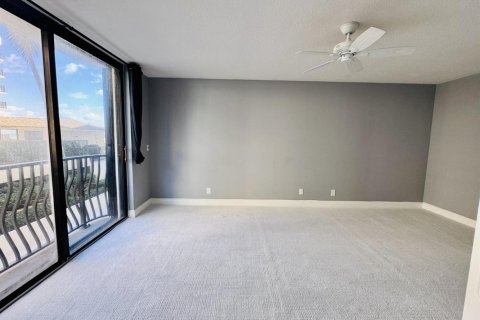 Copropriété à vendre à South Palm Beach, Floride: 3 chambres, 192.31 m2 № 2428424 - photo 14