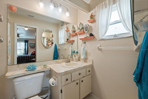 House in Port Richey, Florida 2 bedrooms, 101.08 sq.m. № 1813624 - photo 19