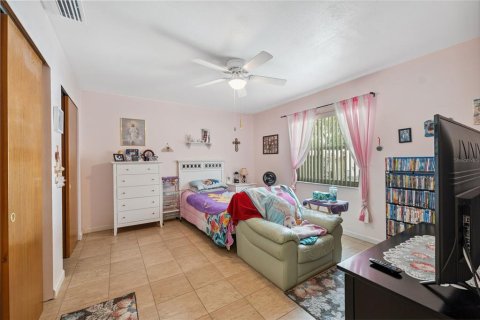 House in Port Richey, Florida 2 bedrooms, 101.08 sq.m. № 1813624 - photo 20