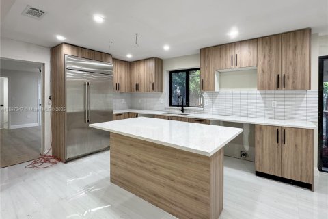 Villa ou maison à vendre à Fort Lauderdale, Floride: 5 chambres, 138.89 m2 № 1948798 - photo 7