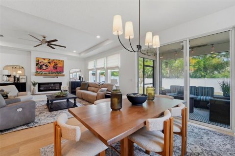 Villa ou maison à vendre à Tampa, Floride: 4 chambres, 312.34 m2 № 2155960 - photo 19