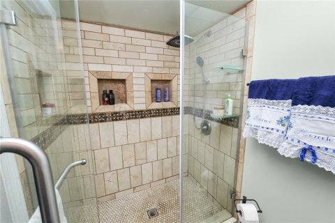 Condominio en venta en Lakeland, Florida, 2 dormitorios, 110.74 m2 № 2206635 - foto 20