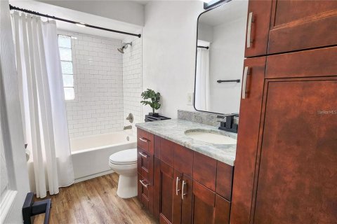 Casa en alquiler en Tampa, Florida, 4 dormitorios, 167.32 m2 № 2212913 - foto 23