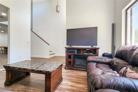 Casa en alquiler en Tampa, Florida, 4 dormitorios, 167.32 m2 № 2212913 - foto 15