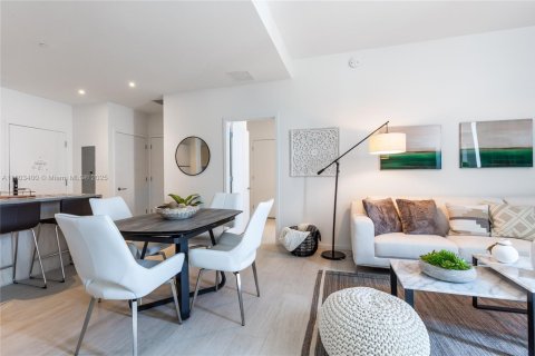 Copropriété à louer à Hollywood, Floride: 2 chambres, 95.69 m2 № 2079832 - photo 14
