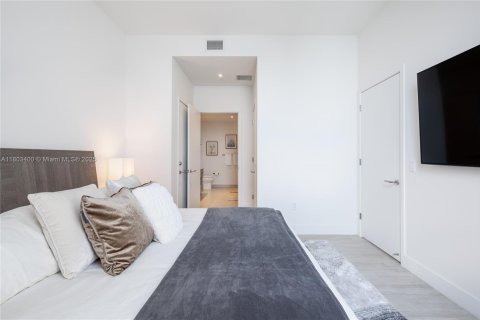 Copropriété à louer à Hollywood, Floride: 2 chambres, 95.69 m2 № 2079832 - photo 26