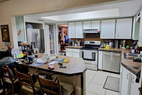 House in Lakeland, Florida 2 bedrooms, 152.36 sq.m. № 1915903 - photo 4