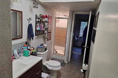 House in Lakeland, Florida 2 bedrooms, 152.36 sq.m. № 1915903 - photo 8