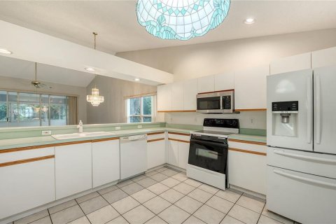Купить виллу или дом в Сарасота, Флорида 5 комнат, 127.83м2, № 1907685 - фото 16